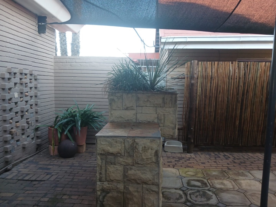 3 Bedroom Property for Sale in Adamayview North West